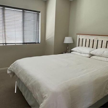 Luxury Townhouse In Stellenbosch Central Экстерьер фото