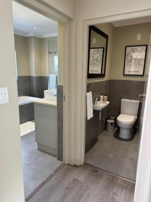 Luxury Townhouse In Stellenbosch Central Экстерьер фото